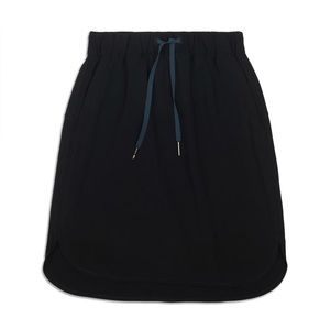 Lululemon On The Fly Skirt